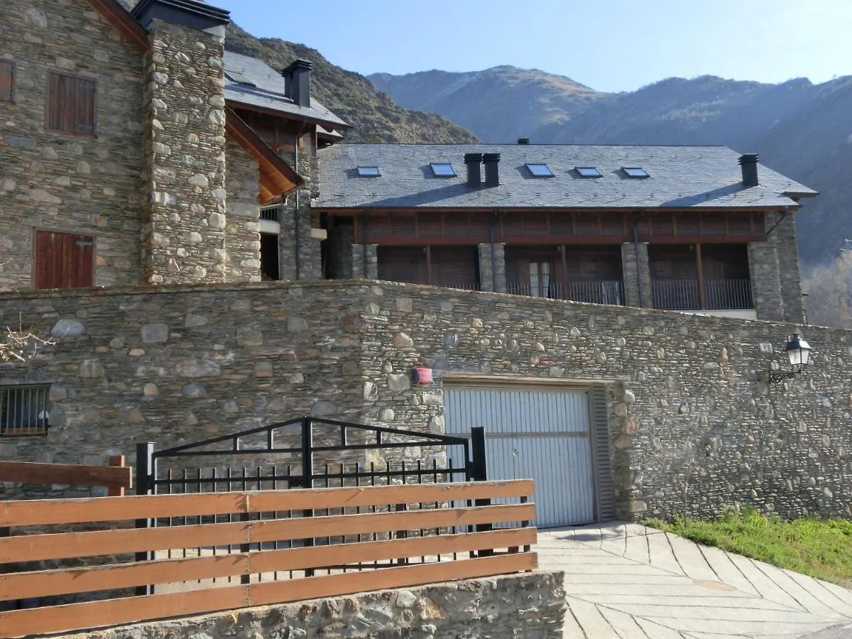 Villa Ca Solleta, casa de montaña a 20 min de la Peülla, Vaqueira-Beret Isavarre 0*,  España